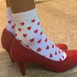 Size 7 cherry red pumps